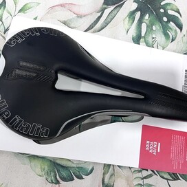 Selim Selle Italia Flite Flow Racing